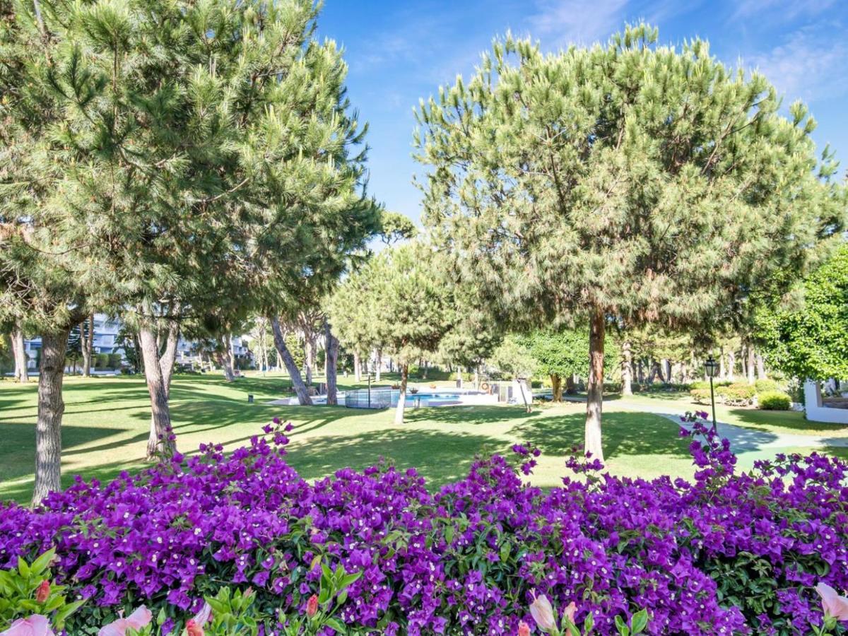 Apartamento De 2 Dormitorios En Playas Del Duque ماربيا المظهر الخارجي الصورة